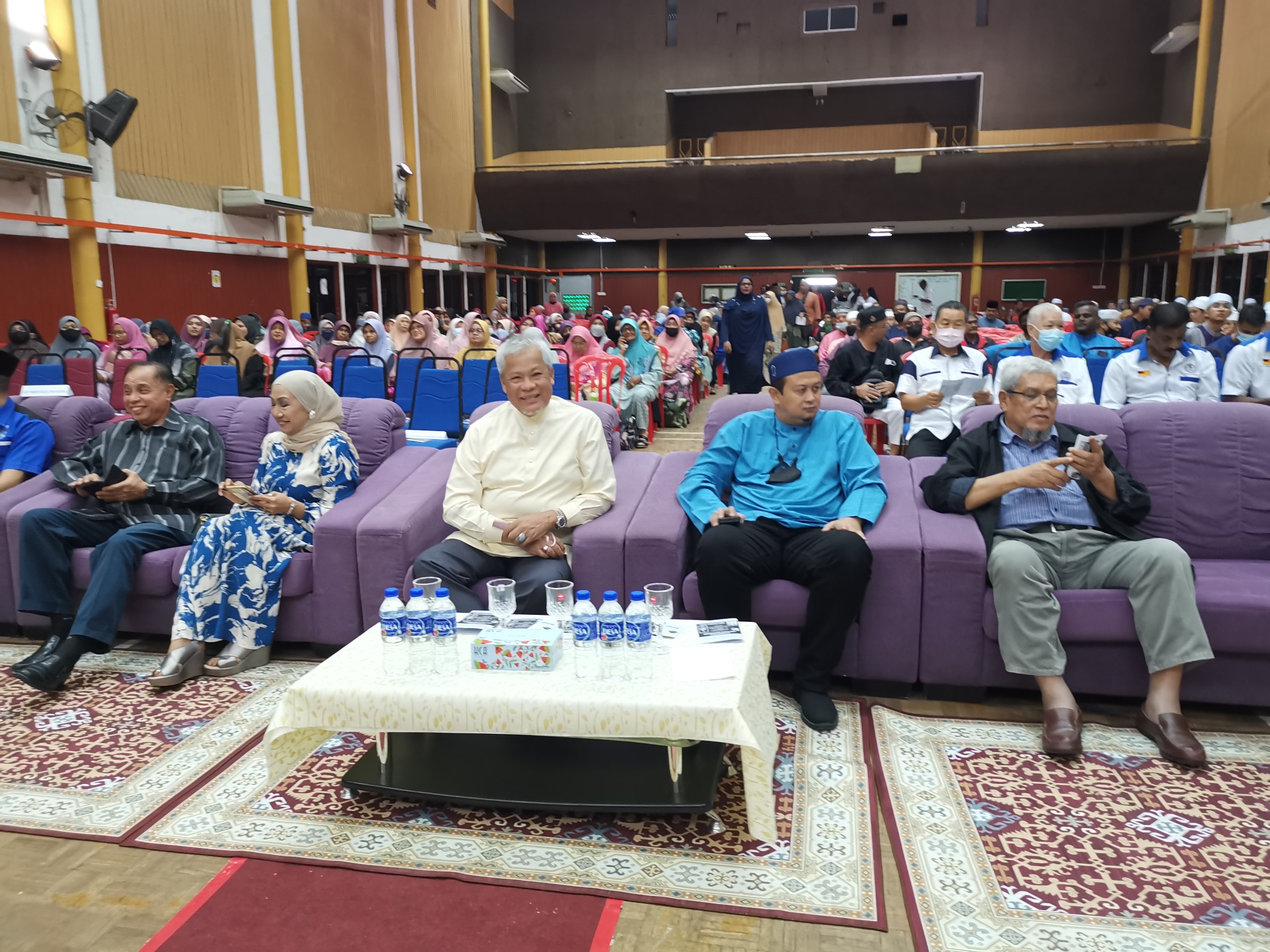 CERAMAH PERDANA – USTAZ SYAWAL DEBAT 2